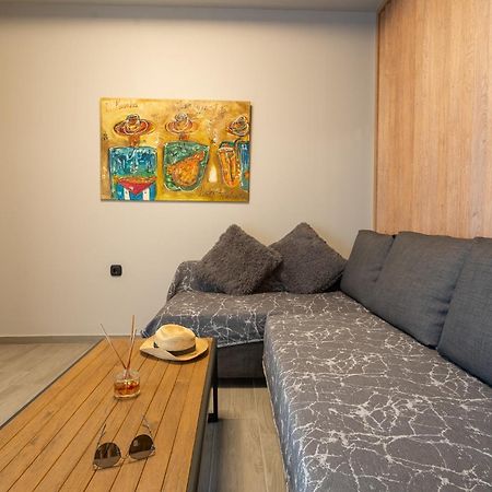 The Beehive Appartement Mytilíni Buitenkant foto